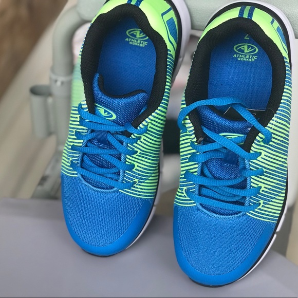 Athletic Works Lightweight Boys Athletics Shoe New - Picture 3 of 8